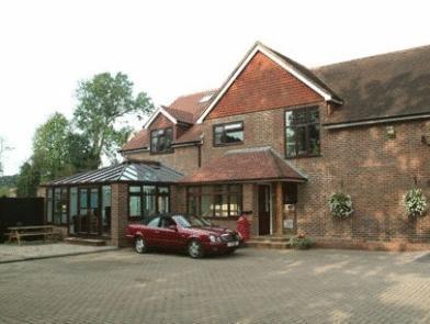 Gatwick House Hotel Хорли Екстериор снимка